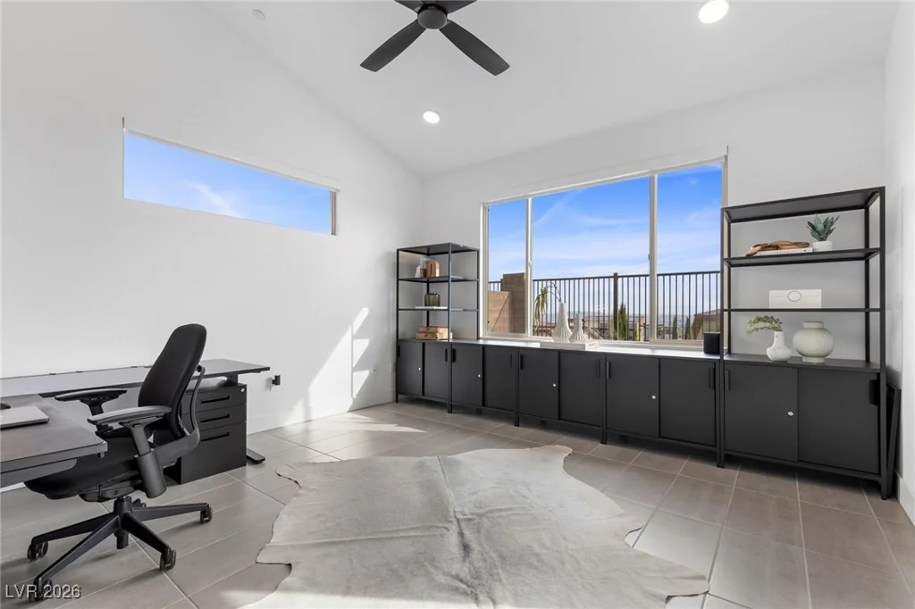 400 Crown Mesa, Las Vegas, NV 89138