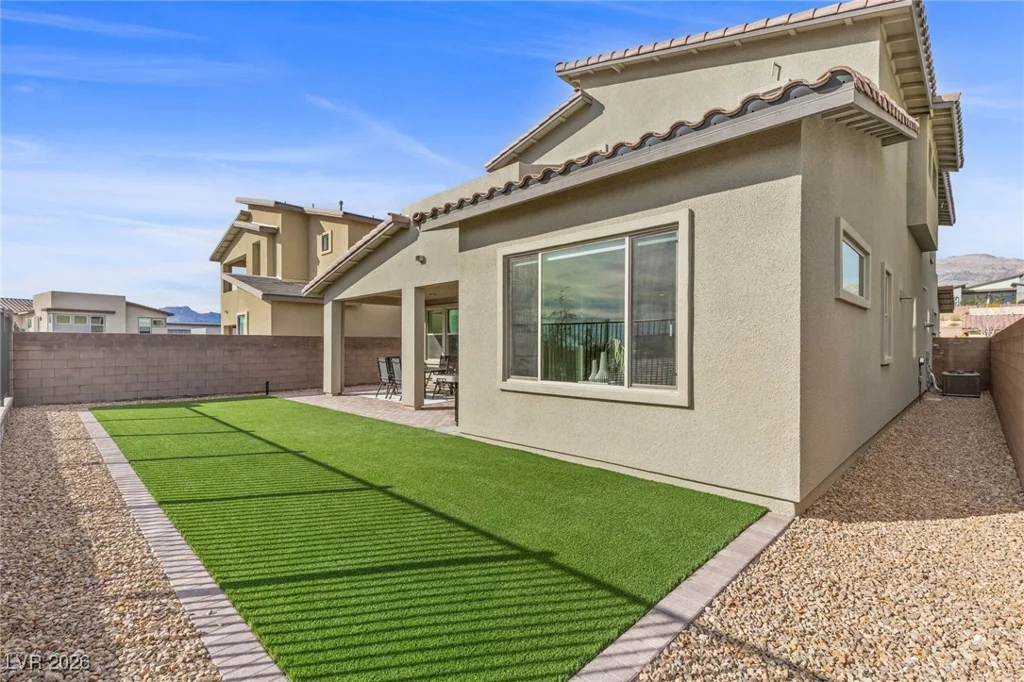 400 Crown Mesa, Las Vegas, NV 89138