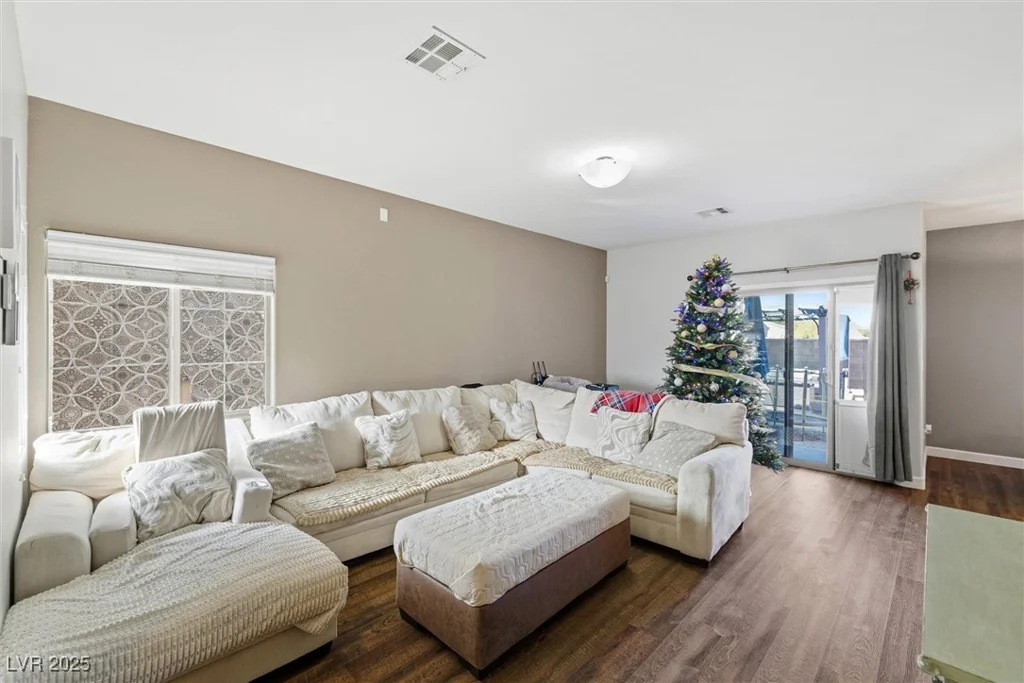 3852 Thomas Patrick, North Las Vegas, NV 89032