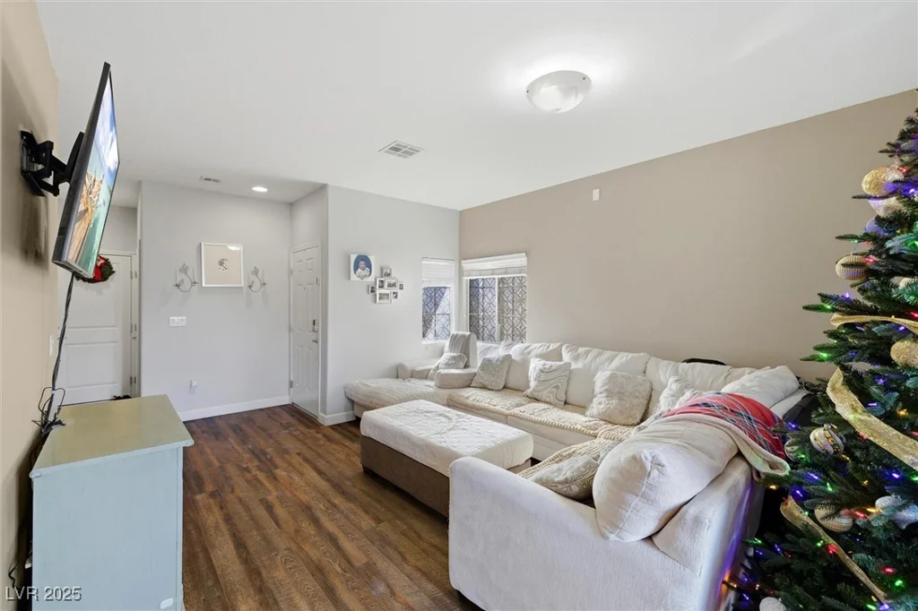 3852 Thomas Patrick, North Las Vegas, NV 89032