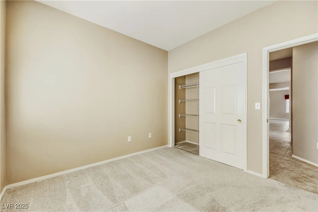2585 Forest City, Henderson, NV 89052