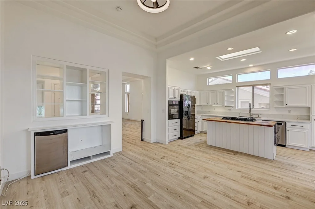 10725 Mission Lakes, Las Vegas, NV 89134