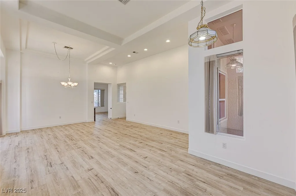 10725 Mission Lakes, Las Vegas, NV 89134