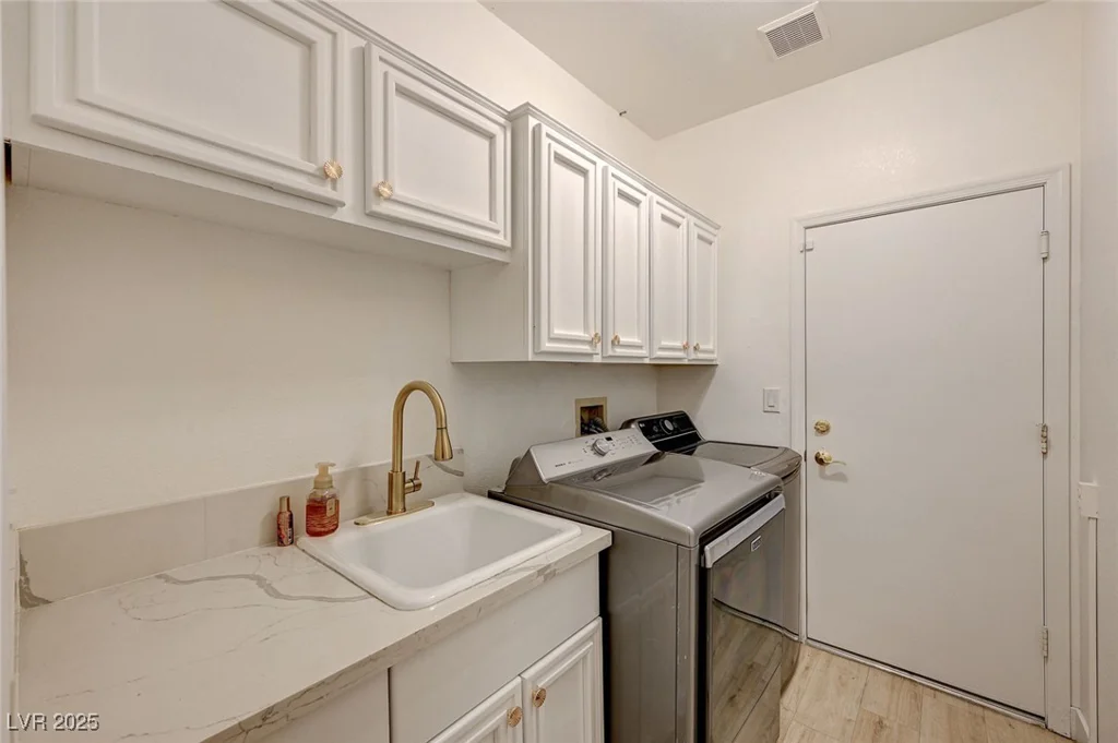 10725 Mission Lakes, Las Vegas, NV 89134