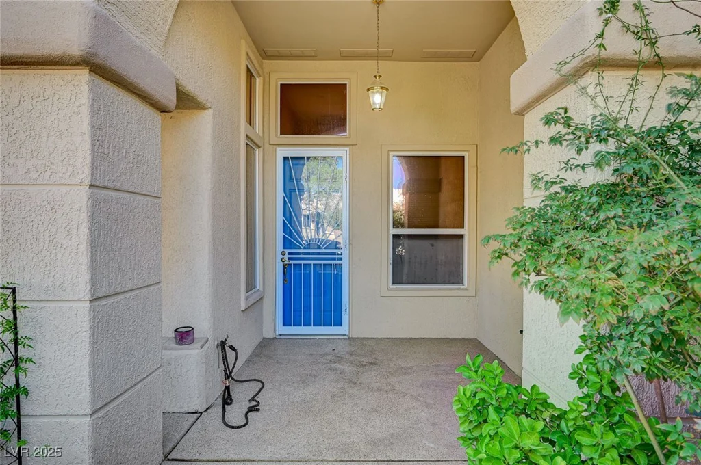 10725 Mission Lakes, Las Vegas, NV 89134