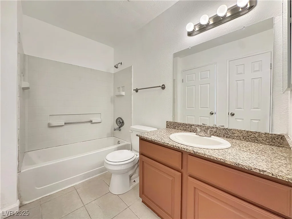 6800 Lake Mead, Las Vegas, NV 89156