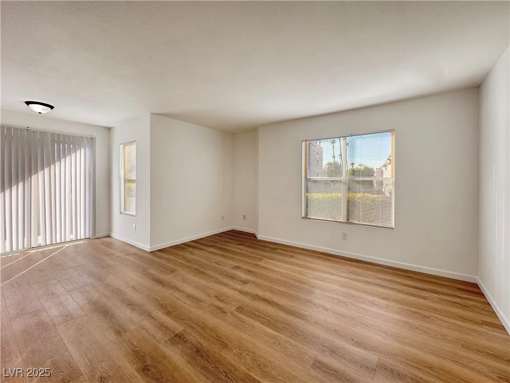 6800 Lake Mead, Las Vegas, NV 89156