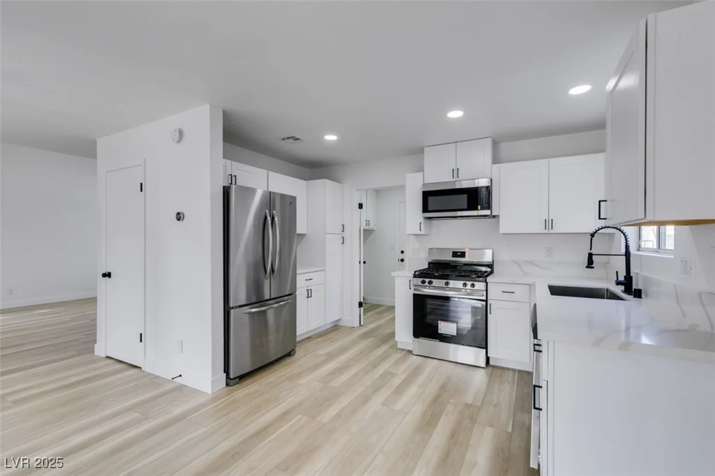 6517 Fresh Meadows, Las Vegas, NV 89108
