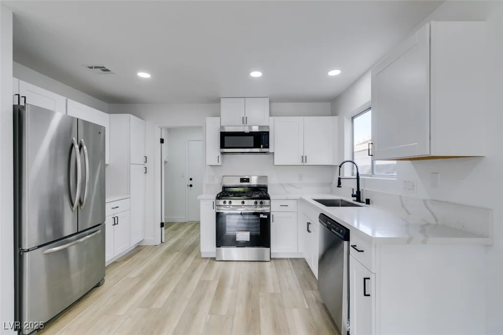 6517 Fresh Meadows, Las Vegas, NV 89108