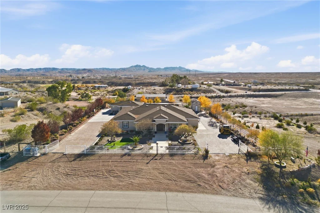 1285 Embry, Moapa, NV 89025