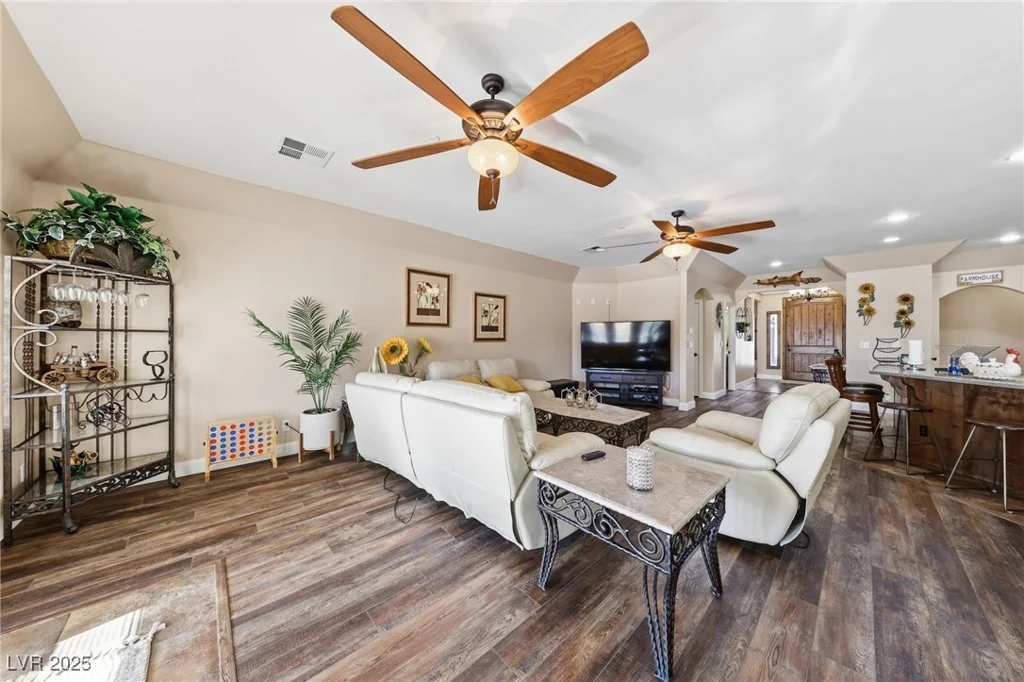 1285 Embry, Moapa, NV 89025