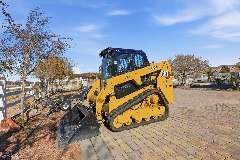 1285 Embry, Moapa, NV 89025