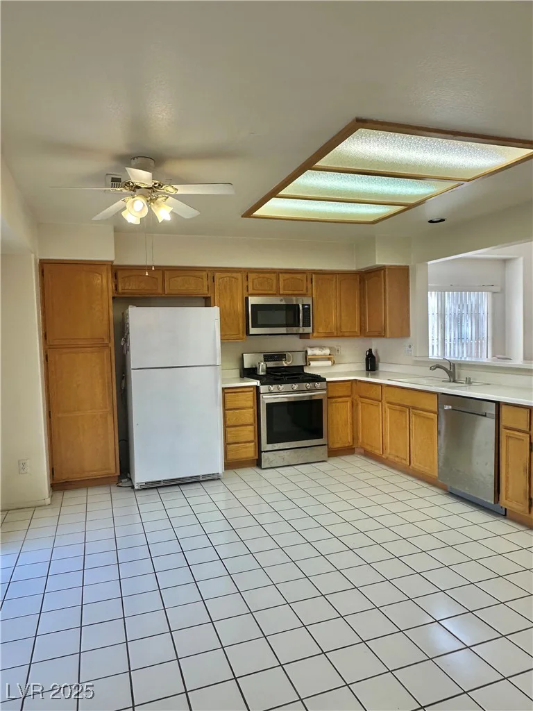 8086 Canto, Las Vegas, NV 89147