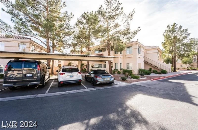 7400 Flamingo, Las Vegas, NV 89147