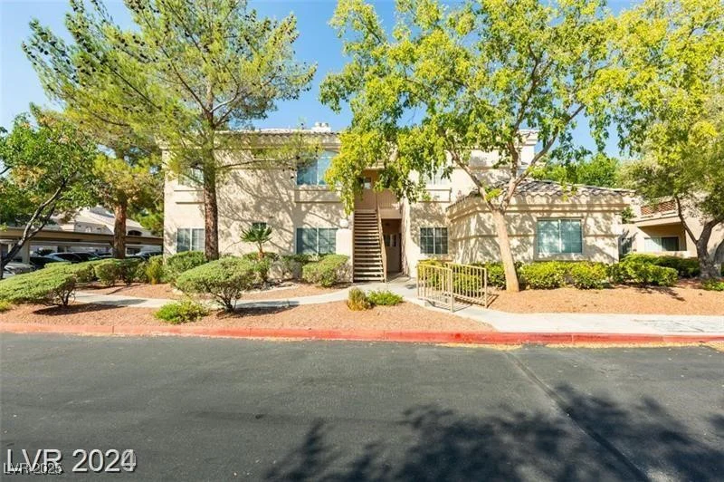 7400 Flamingo, Las Vegas, NV 89147