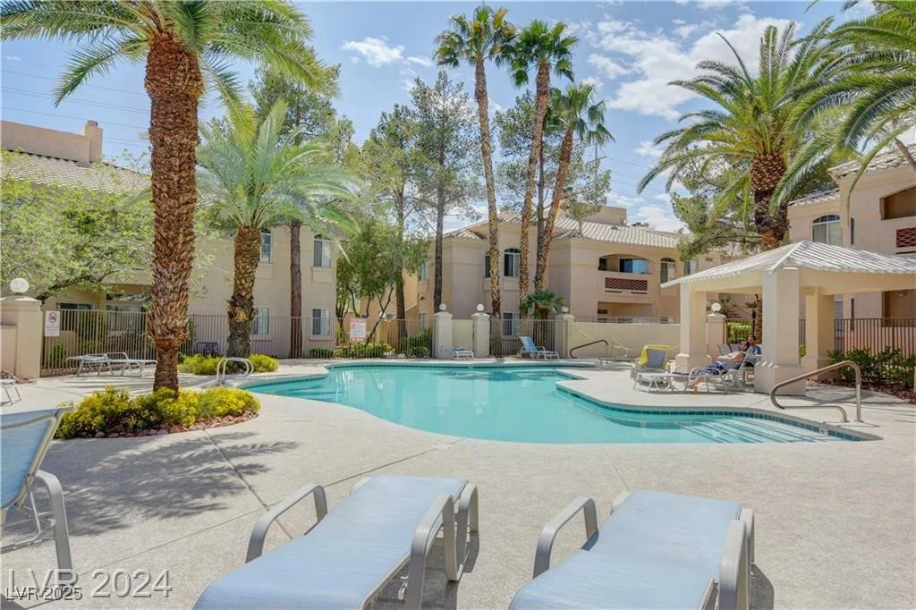 7400 Flamingo, Las Vegas, NV 89147