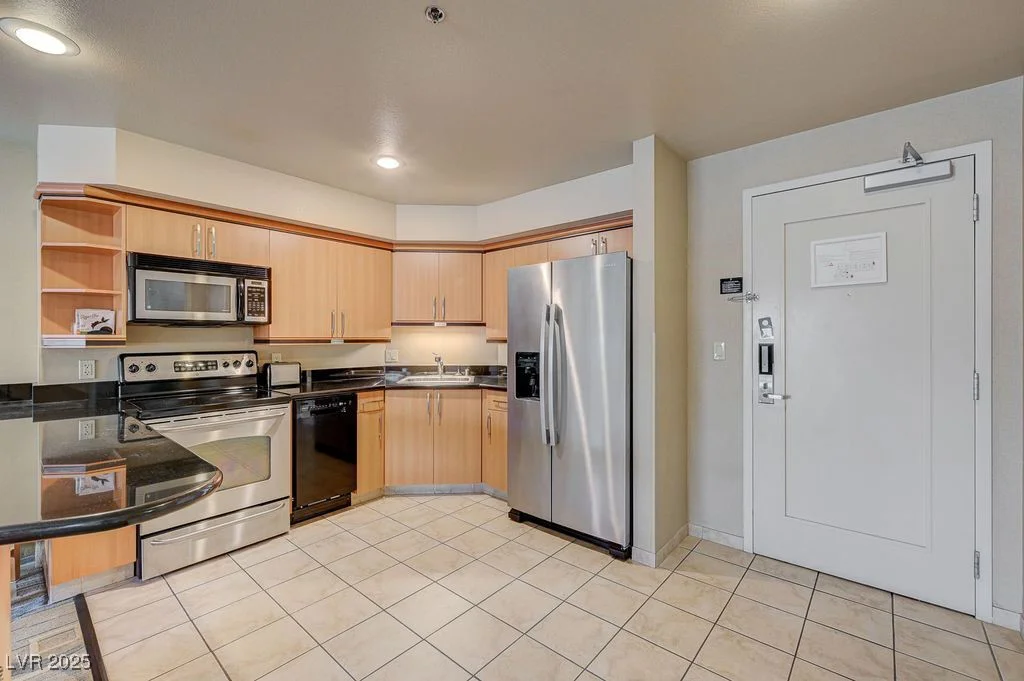 211 Flamingo, Las Vegas, NV 89169