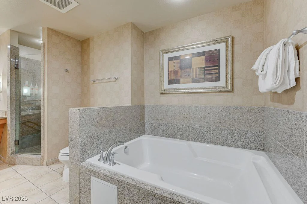 211 Flamingo, Las Vegas, NV 89169
