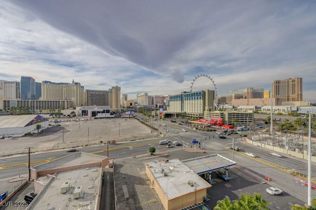 211 Flamingo, Las Vegas, NV 89169