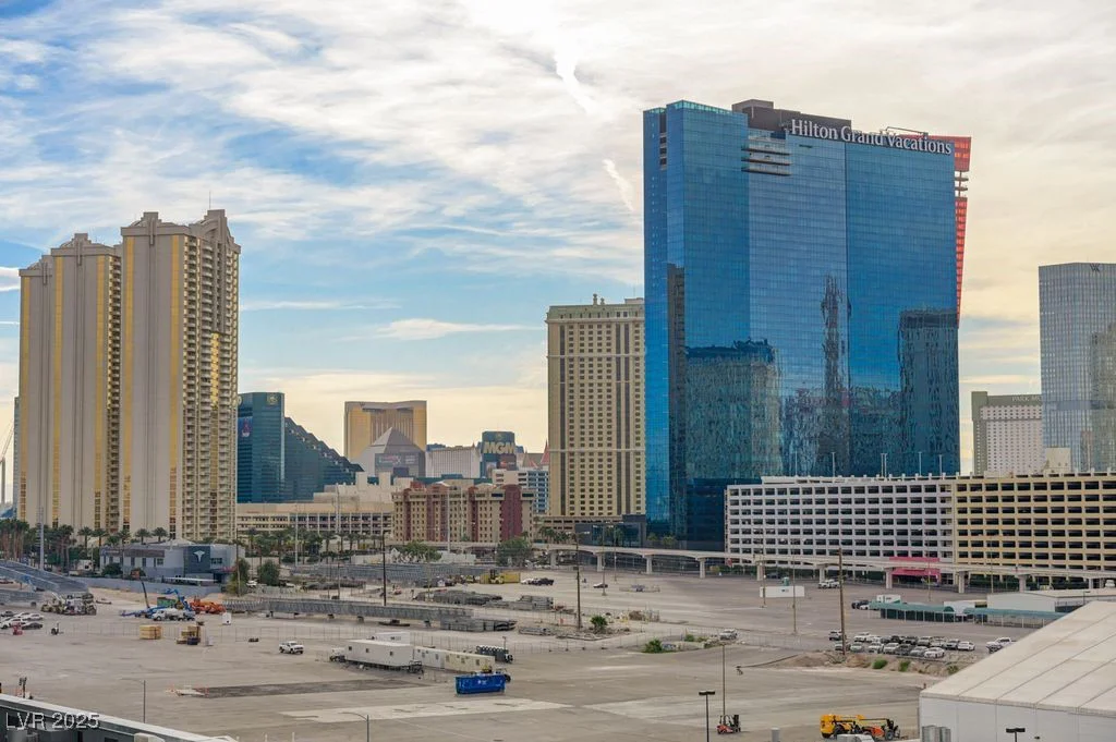 211 Flamingo, Las Vegas, NV 89169