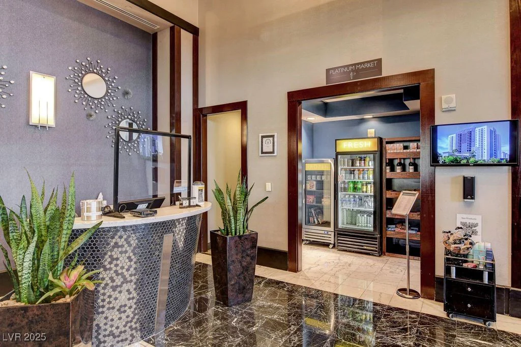 211 Flamingo, Las Vegas, NV 89169
