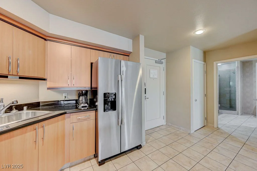 211 Flamingo, Las Vegas, NV 89169