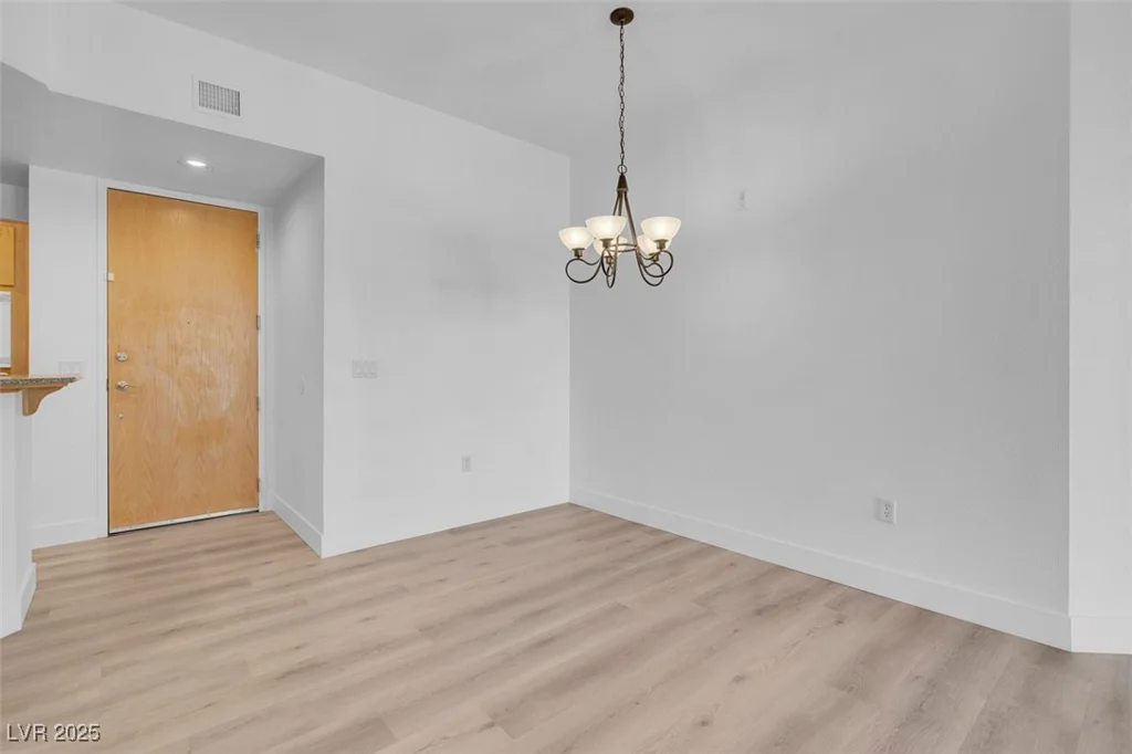 75 Agate, Las Vegas, NV 89123