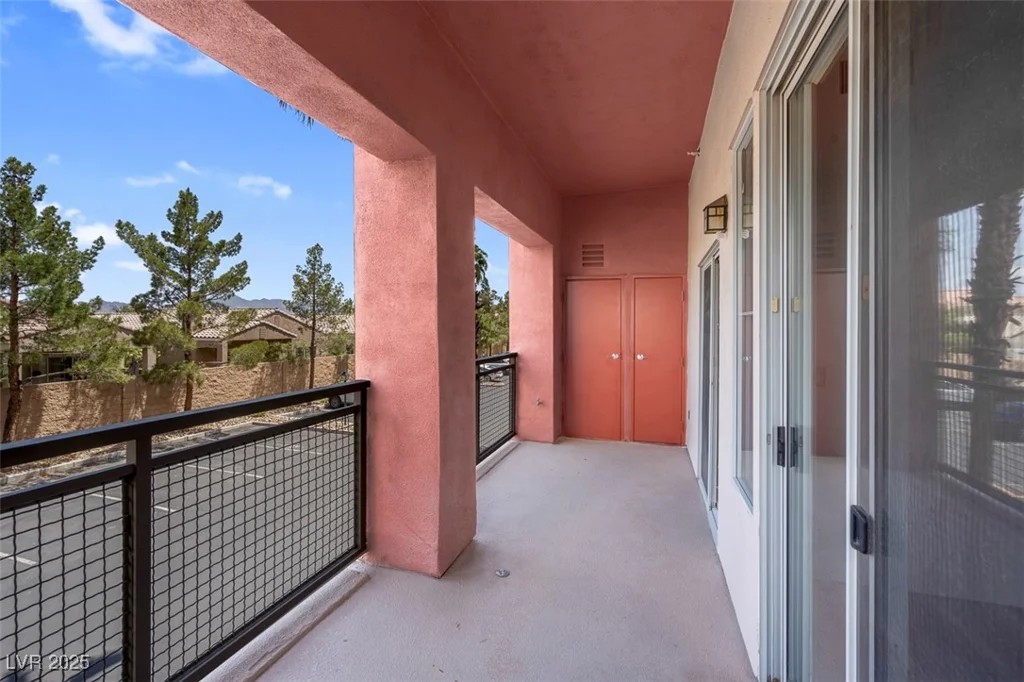 75 Agate, Las Vegas, NV 89123