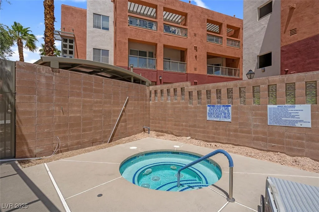 75 Agate, Las Vegas, NV 89123