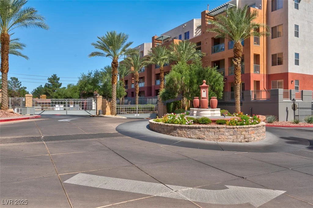 75 Agate, Las Vegas, NV 89123