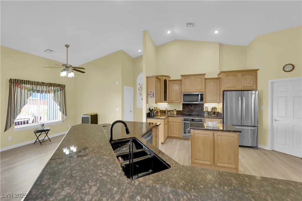 5260 Faust, Pahrump, NV 89060