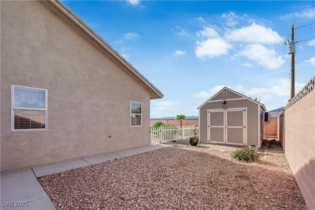 5260 Faust, Pahrump, NV 89060