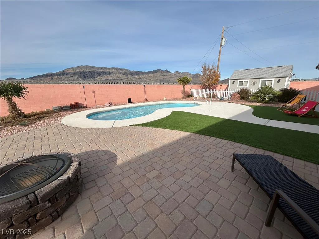 5260 Faust, Pahrump, NV 89060