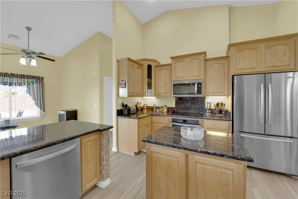 5260 Faust, Pahrump, NV 89060