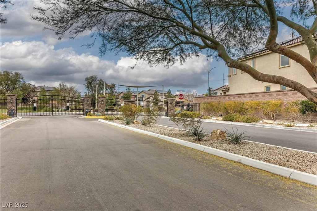 6322 Orions Belt Peak, North Las Vegas, NV 89031