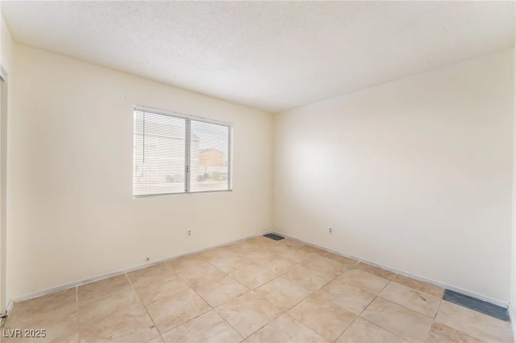 1983 Cosmic, Las Vegas, NV 89115