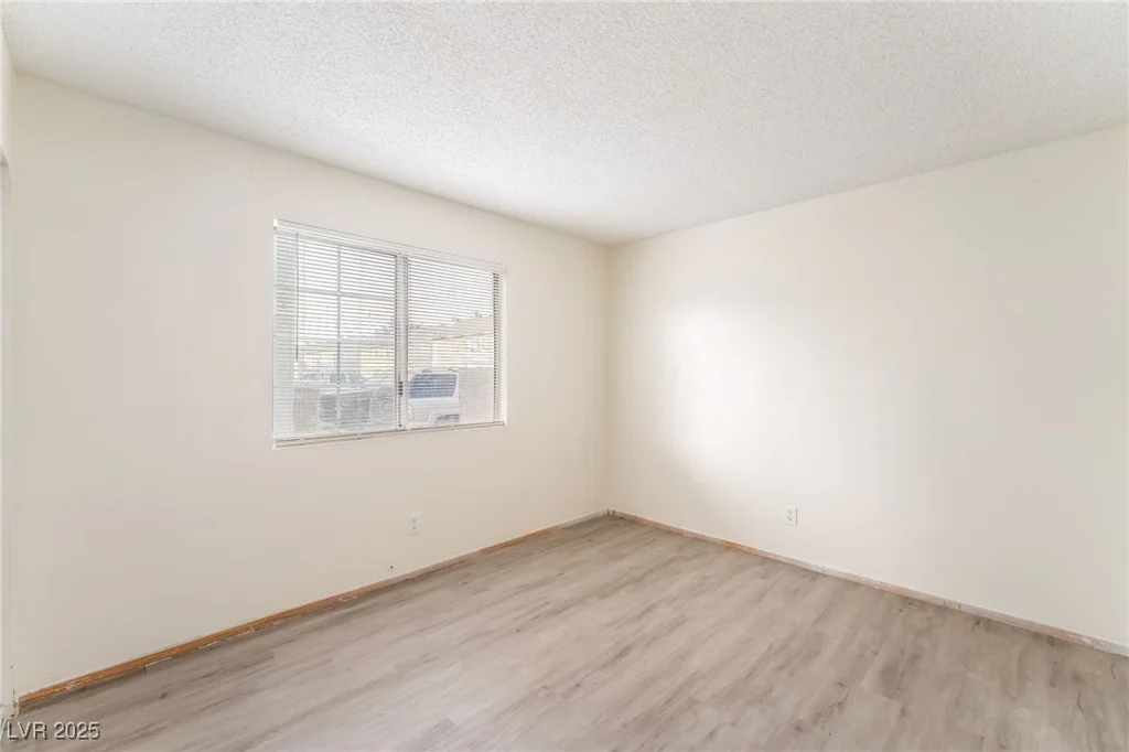 1983 Cosmic, Las Vegas, NV 89115