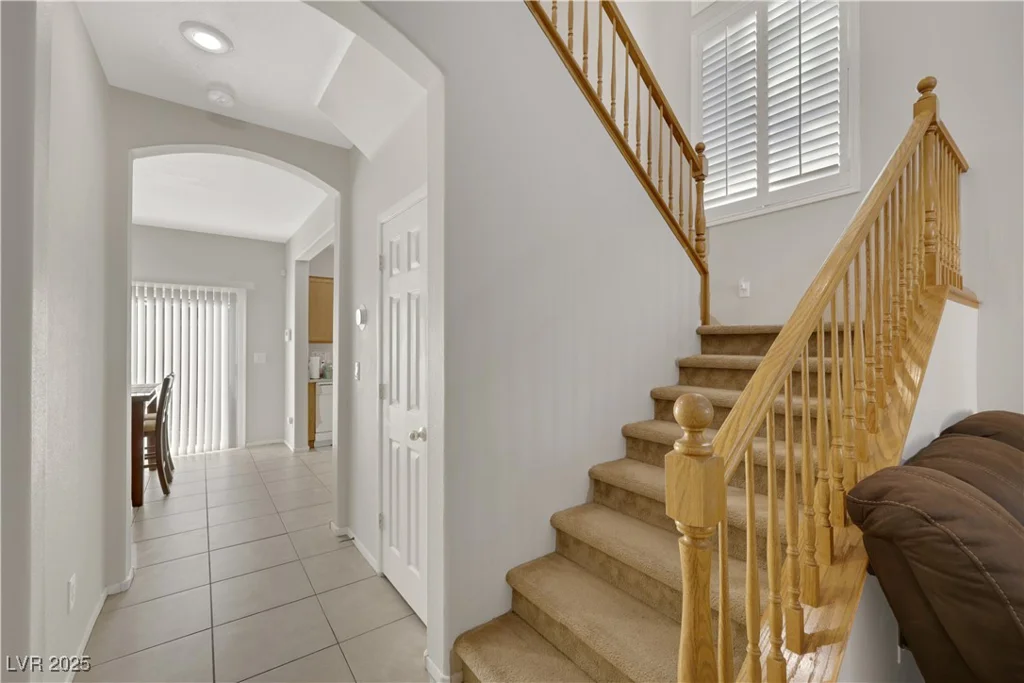 8697 Ancient Creek, Las Vegas, NV 89178