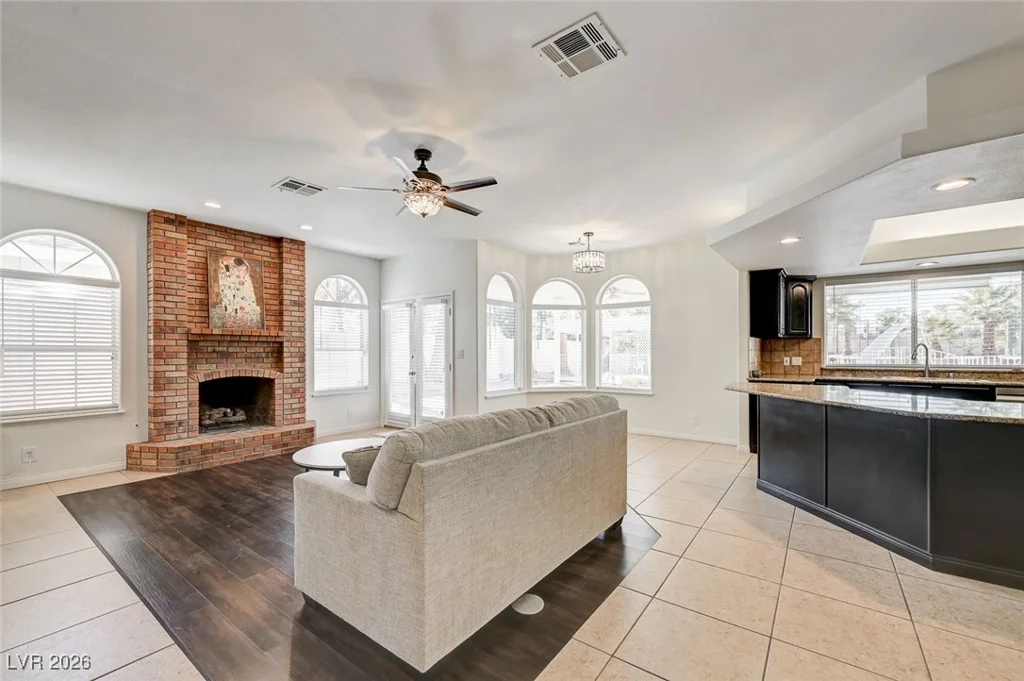 2955 El Camino, Las Vegas, NV 89146