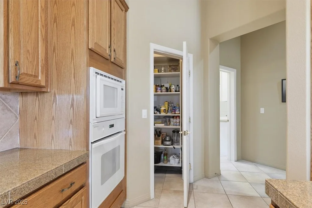 10009 Sienna Peak, Las Vegas, NV 89144