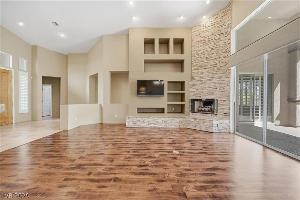 10009 Sienna Peak, Las Vegas, NV 89144