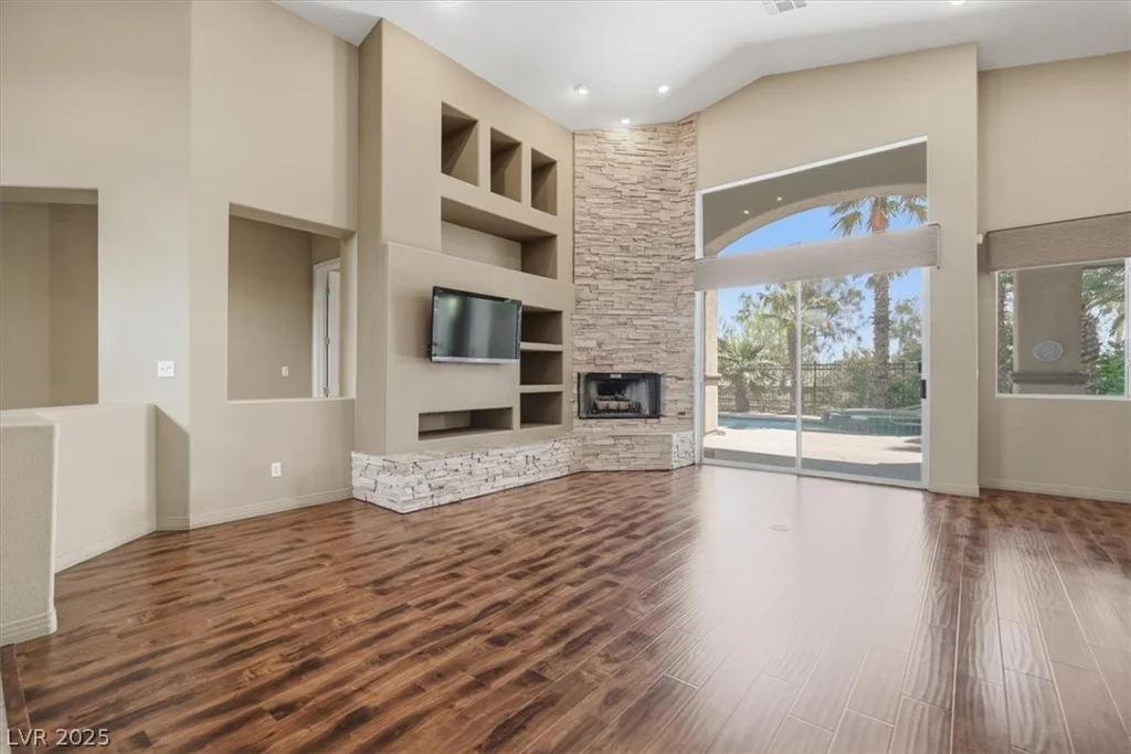 10009 Sienna Peak, Las Vegas, NV 89144