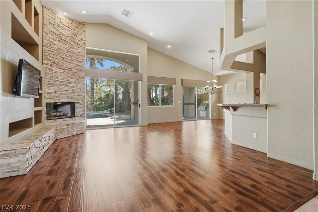 10009 Sienna Peak, Las Vegas, NV 89144