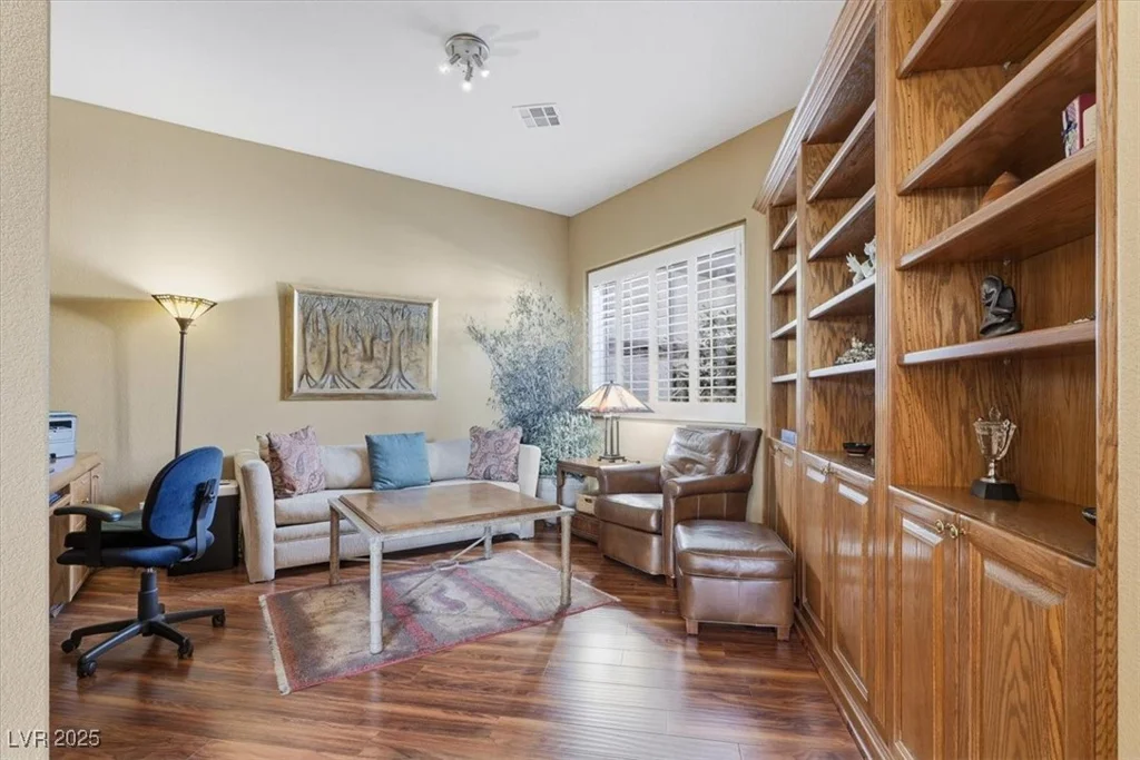 10009 Sienna Peak, Las Vegas, NV 89144
