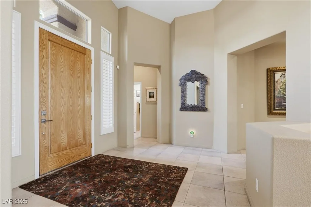 10009 Sienna Peak, Las Vegas, NV 89144