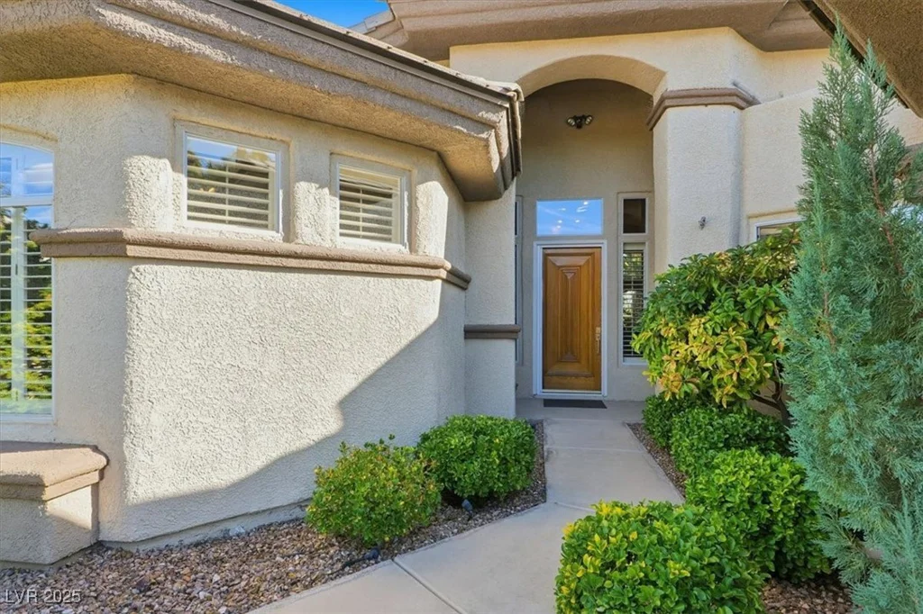 10009 Sienna Peak, Las Vegas, NV 89144