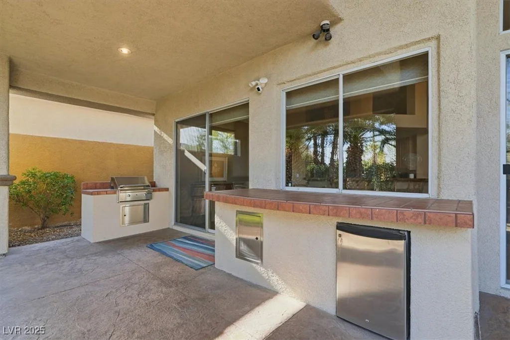 10009 Sienna Peak, Las Vegas, NV 89144