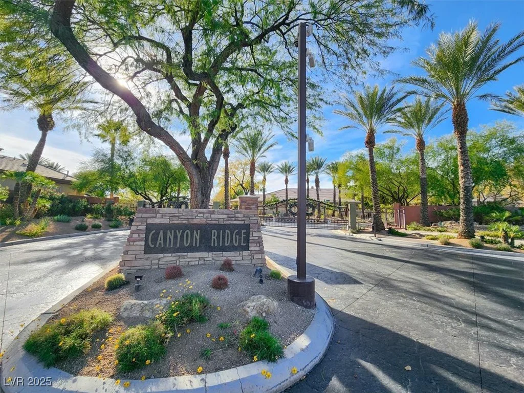 10009 Sienna Peak, Las Vegas, NV 89144