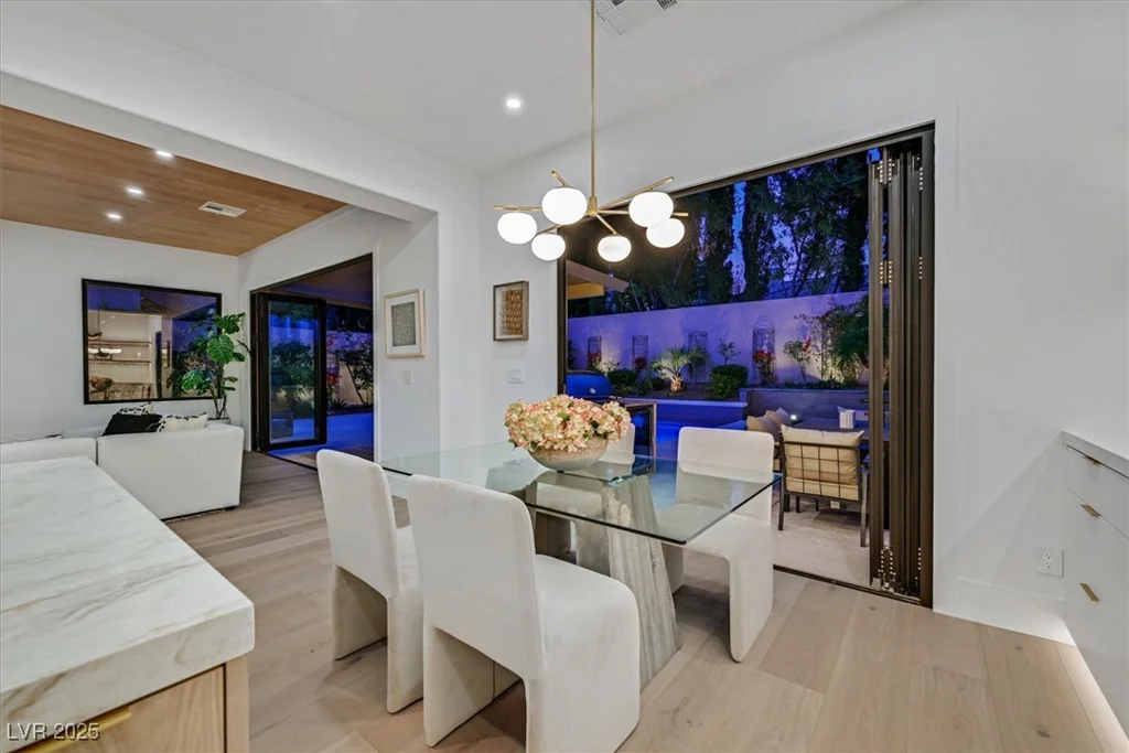 11540 Snow Creek, Las Vegas, NV 89135