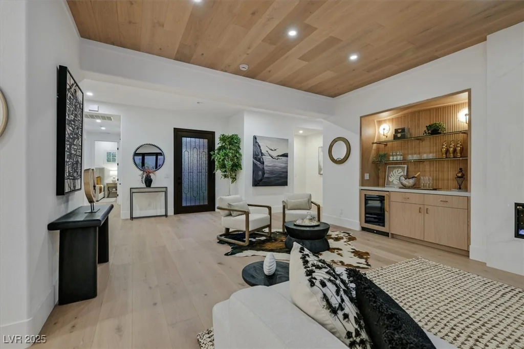 11540 Snow Creek, Las Vegas, NV 89135